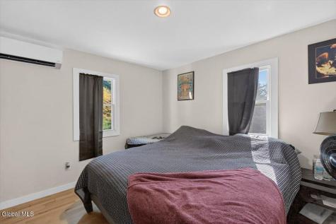 586-592 Starr Road Ravena NY 12143