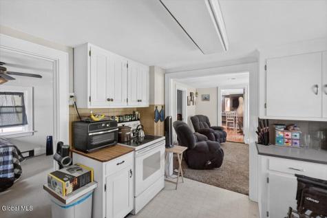 586-592 Starr Road Ravena NY 12143