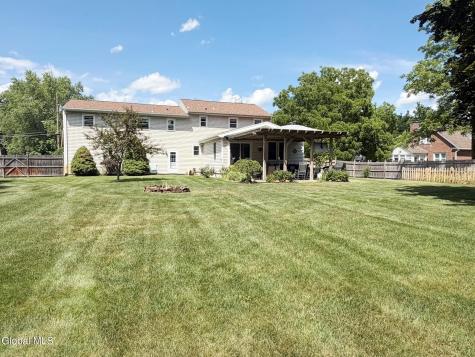 3008-3010 Sunset Lane Schenectady NY 12303