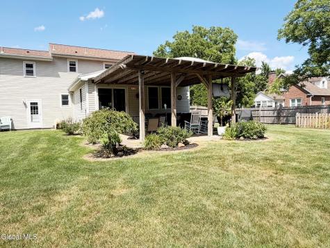 3008-3010 Sunset Lane Schenectady NY 12303