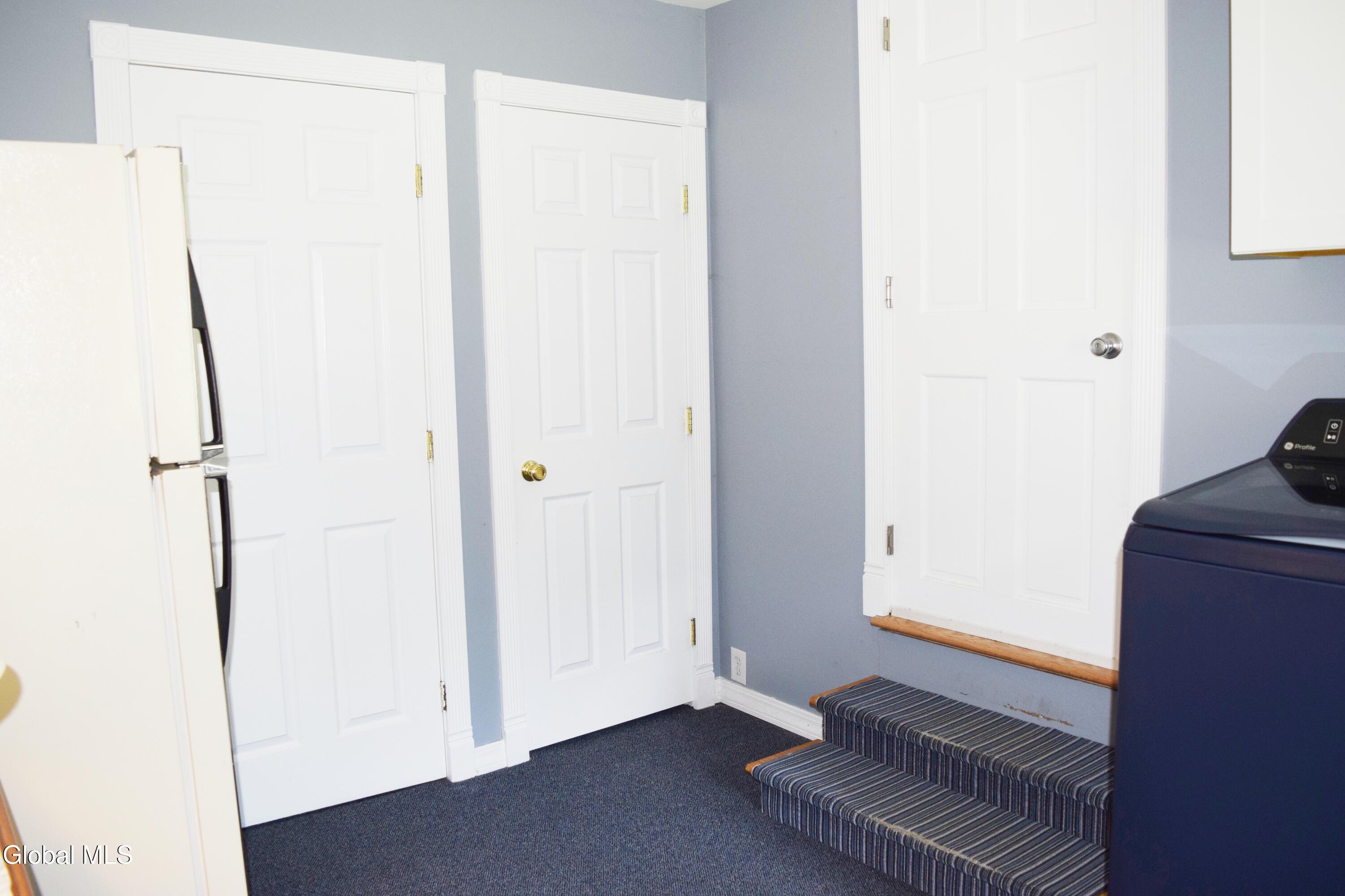 3008-3010 Sunset Lane Schenectady NY 12303