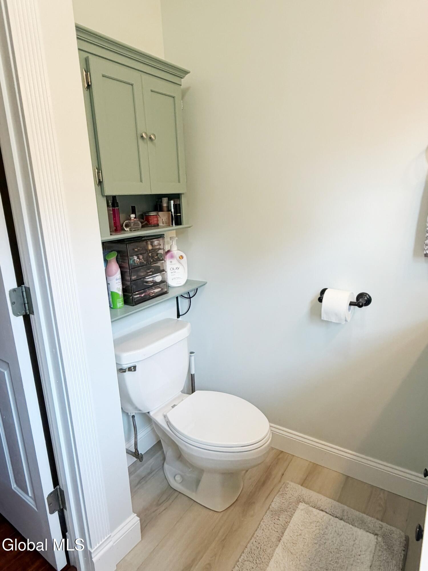 3008-3010 Sunset Lane Schenectady NY 12303