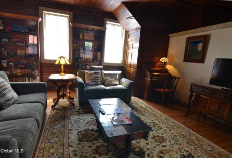 72 Union Avenue Saratoga Springs NY 12866