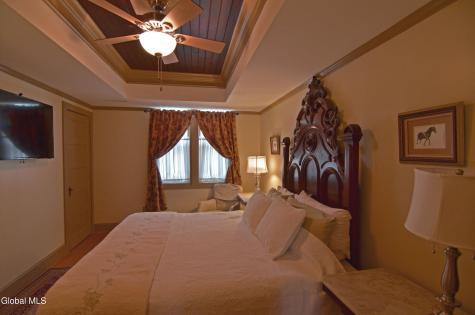 72 Union Avenue Saratoga Springs NY 12866