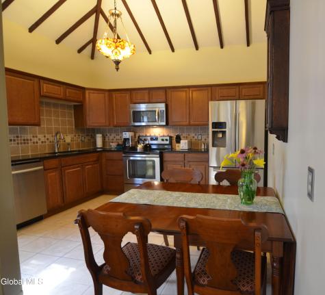 72 Union Avenue Saratoga Springs NY 12866