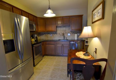 72 Union Avenue Saratoga Springs NY 12866