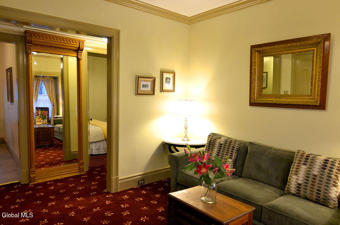 72 Union Avenue Saratoga Springs NY 12866