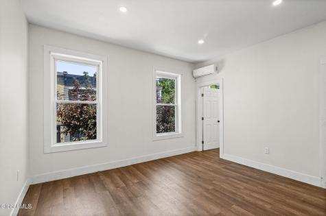 132 4th Avenue Albany NY 12202