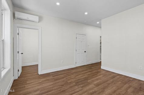132 4th Avenue Albany NY 12202