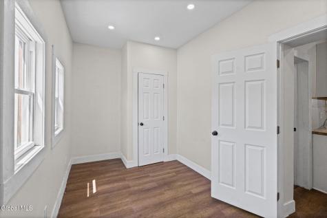 132 4th Avenue Albany NY 12202