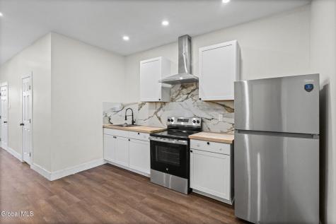 132 4th Avenue Albany NY 12202