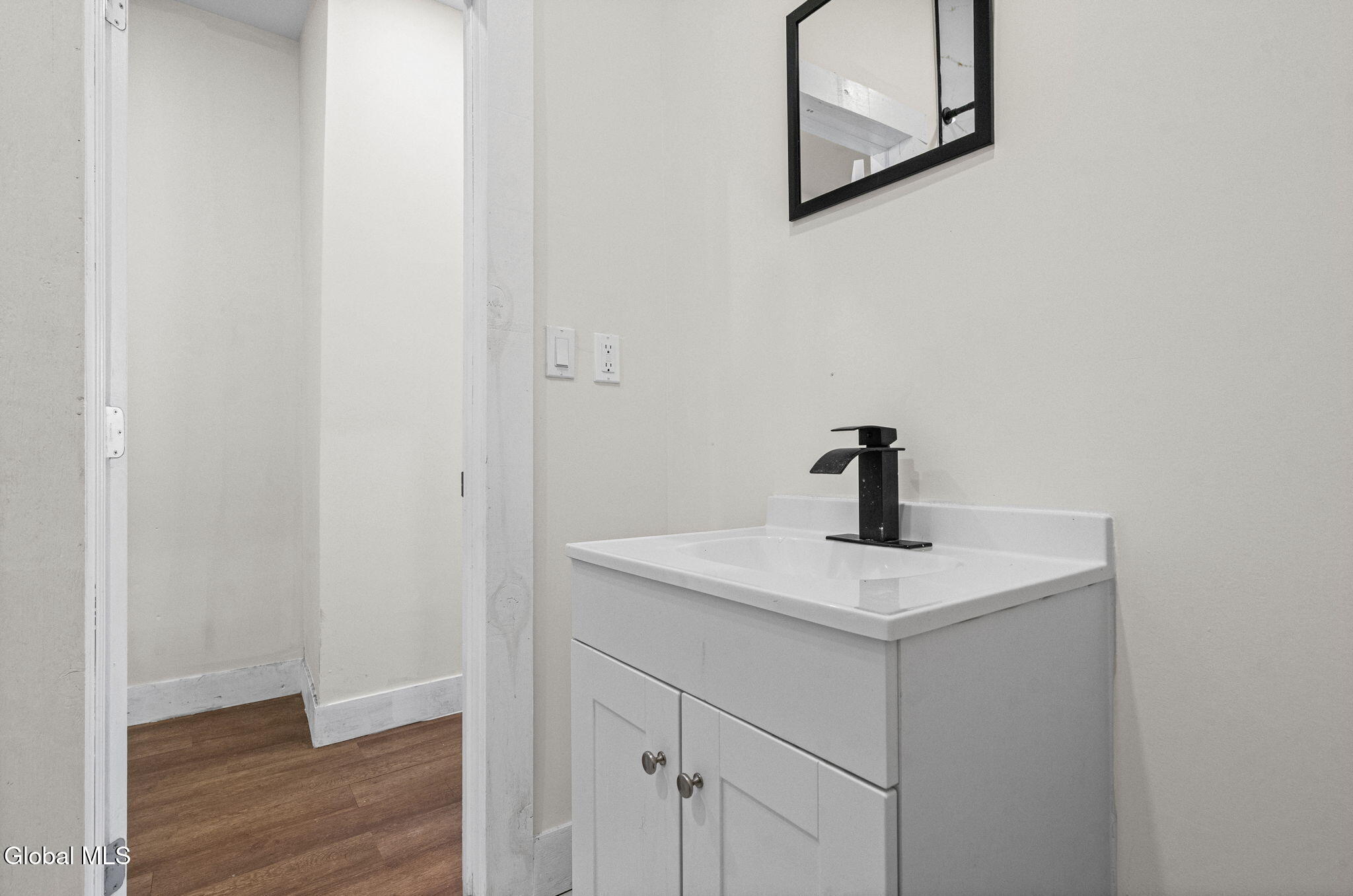 132 4th Avenue Albany NY 12202