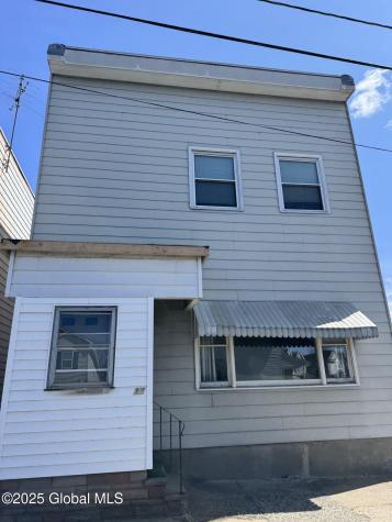16-18 Paine Street Green Island NY 12183