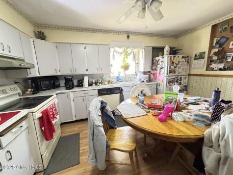 16-18 Paine Street Green Island NY 12183