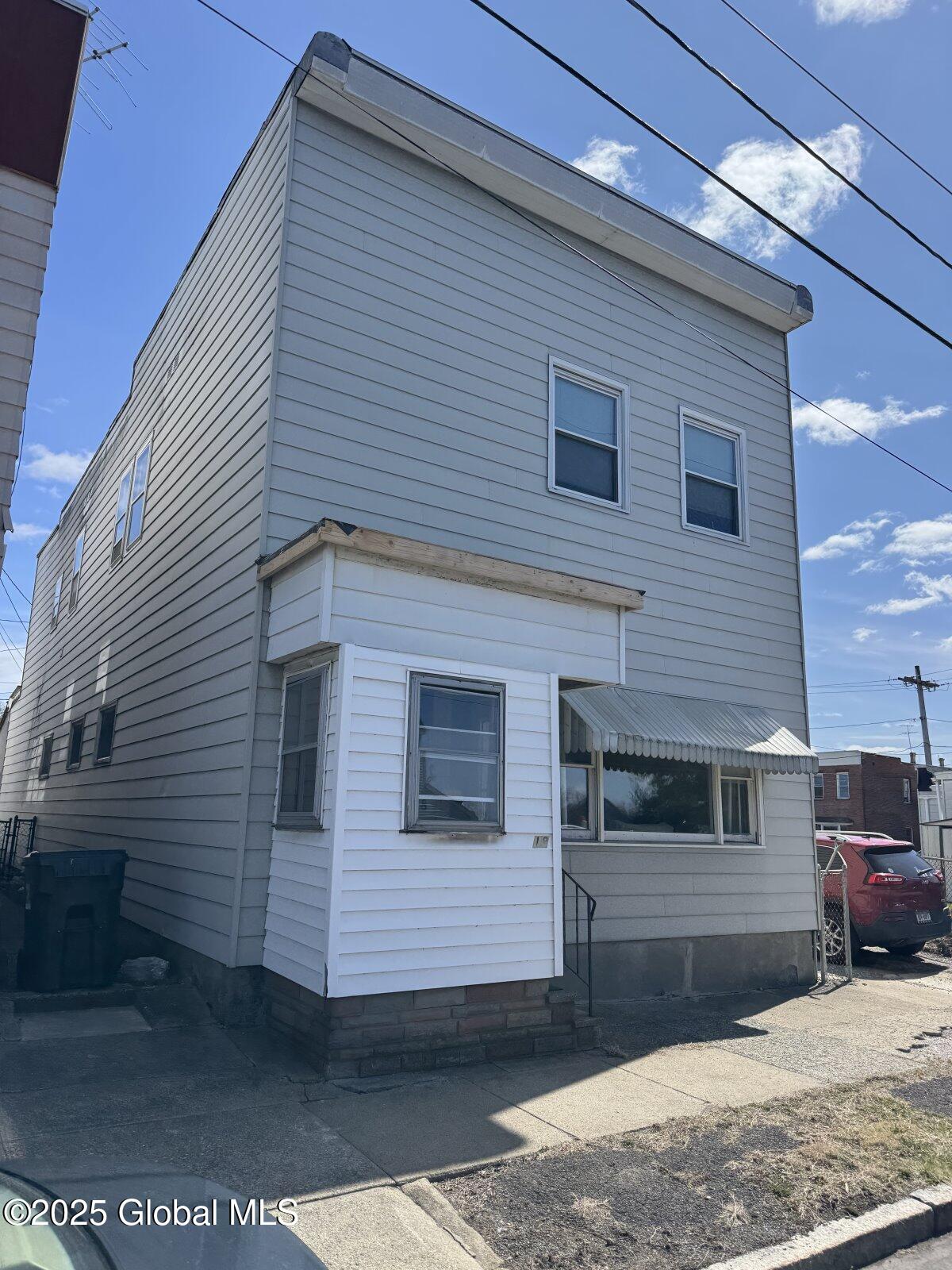 16-18 Paine Street Green Island NY 12183
