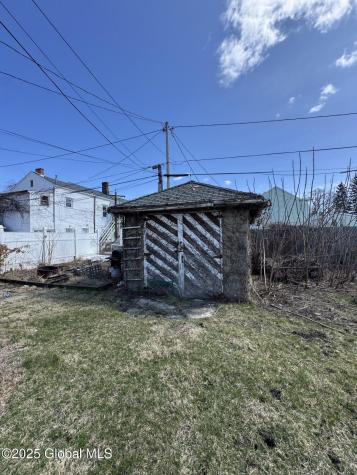 16-18 Paine Street Green Island NY 12183