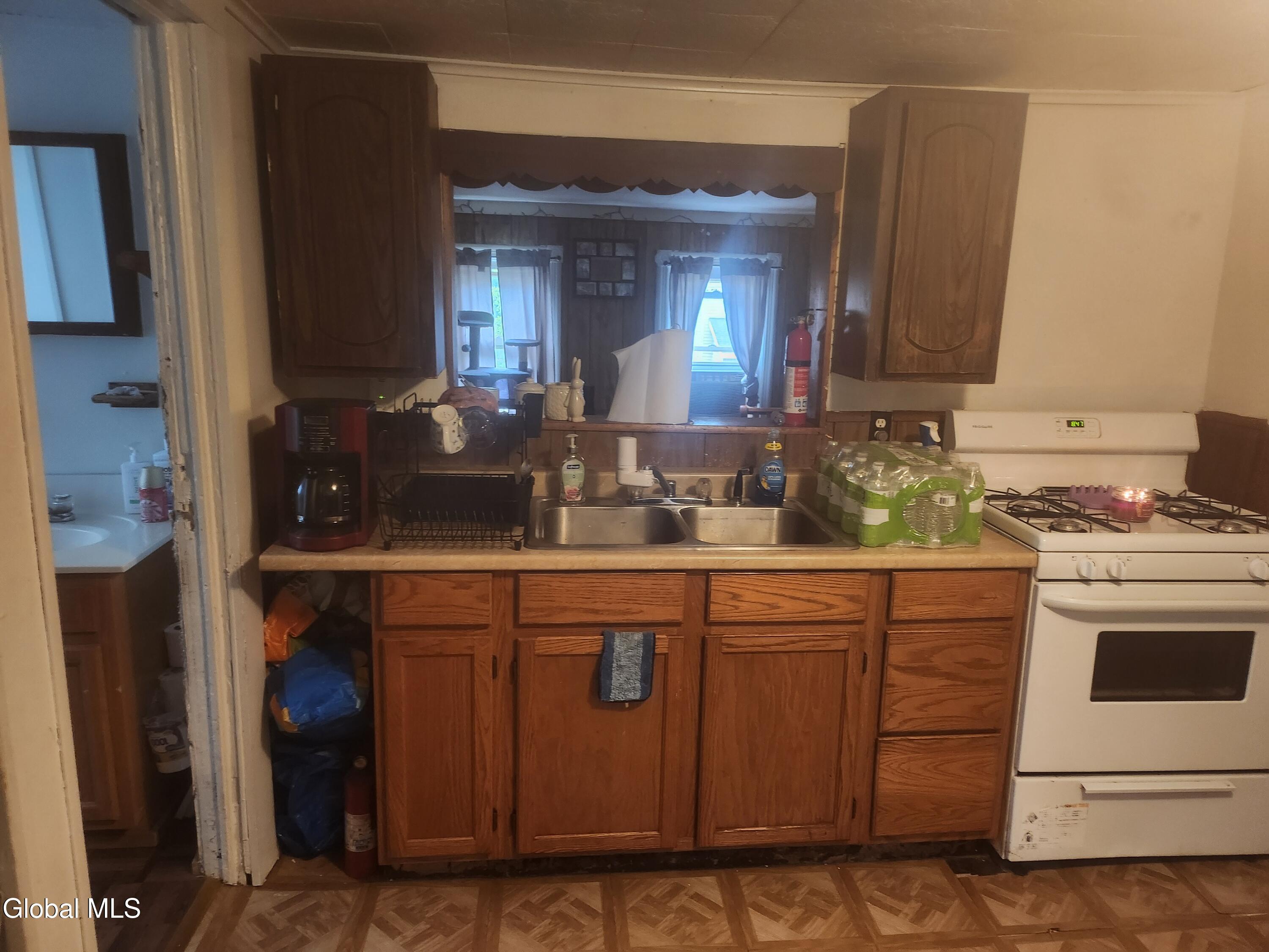 57 Wells Street Gloversville NY 12078