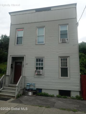257 Elk Street Albany NY 12206