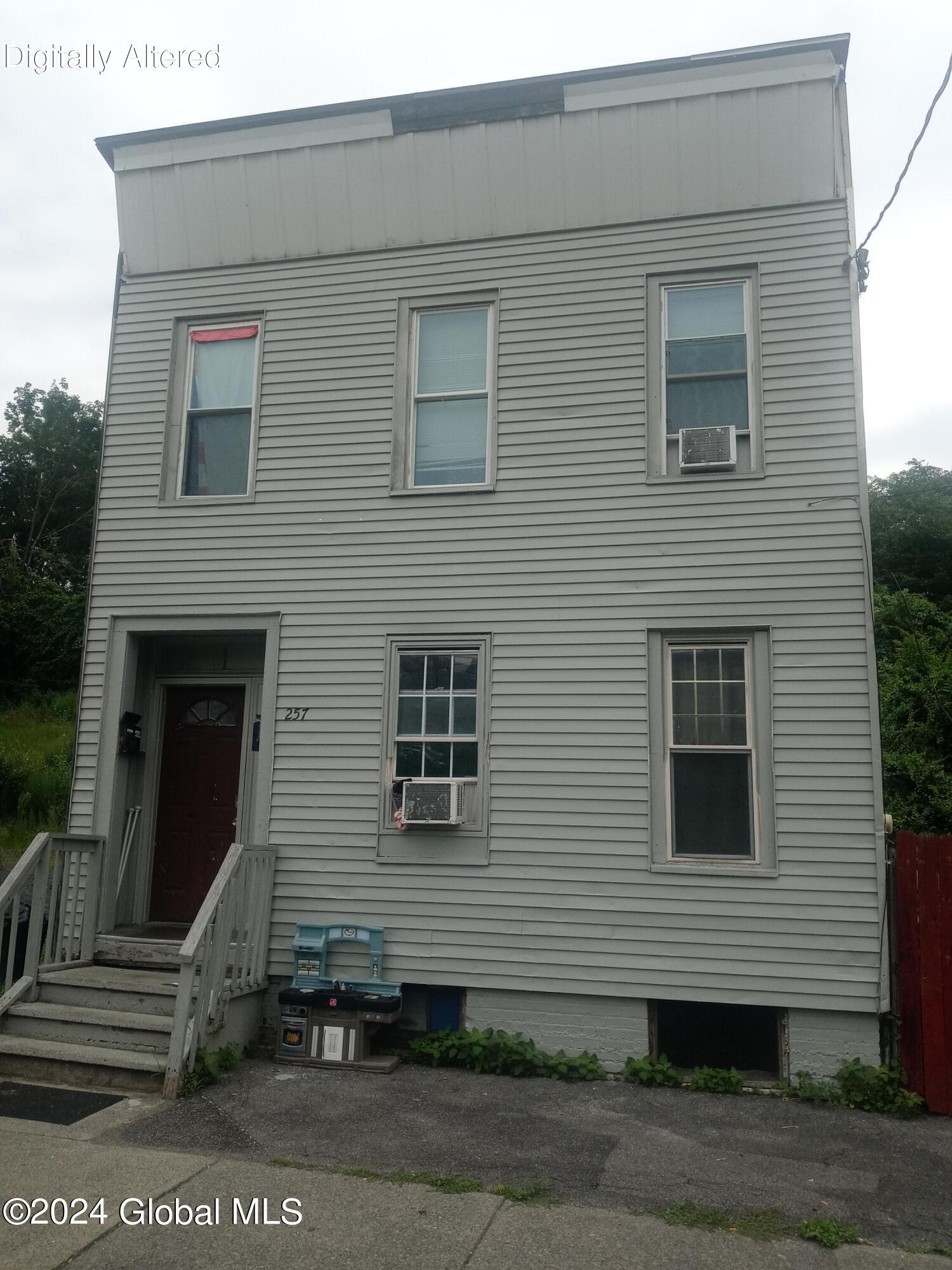 257 Elk Street Albany NY 12206