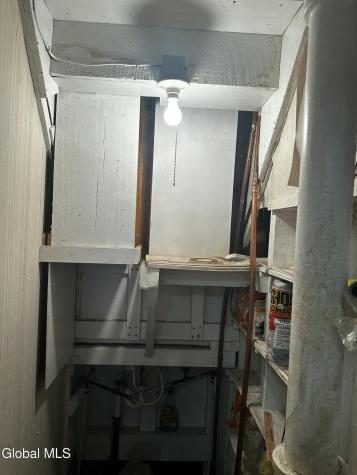 22182 Ny-22 Hoosick NY 12090