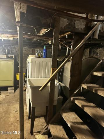 22182 Ny-22 Hoosick NY 12090
