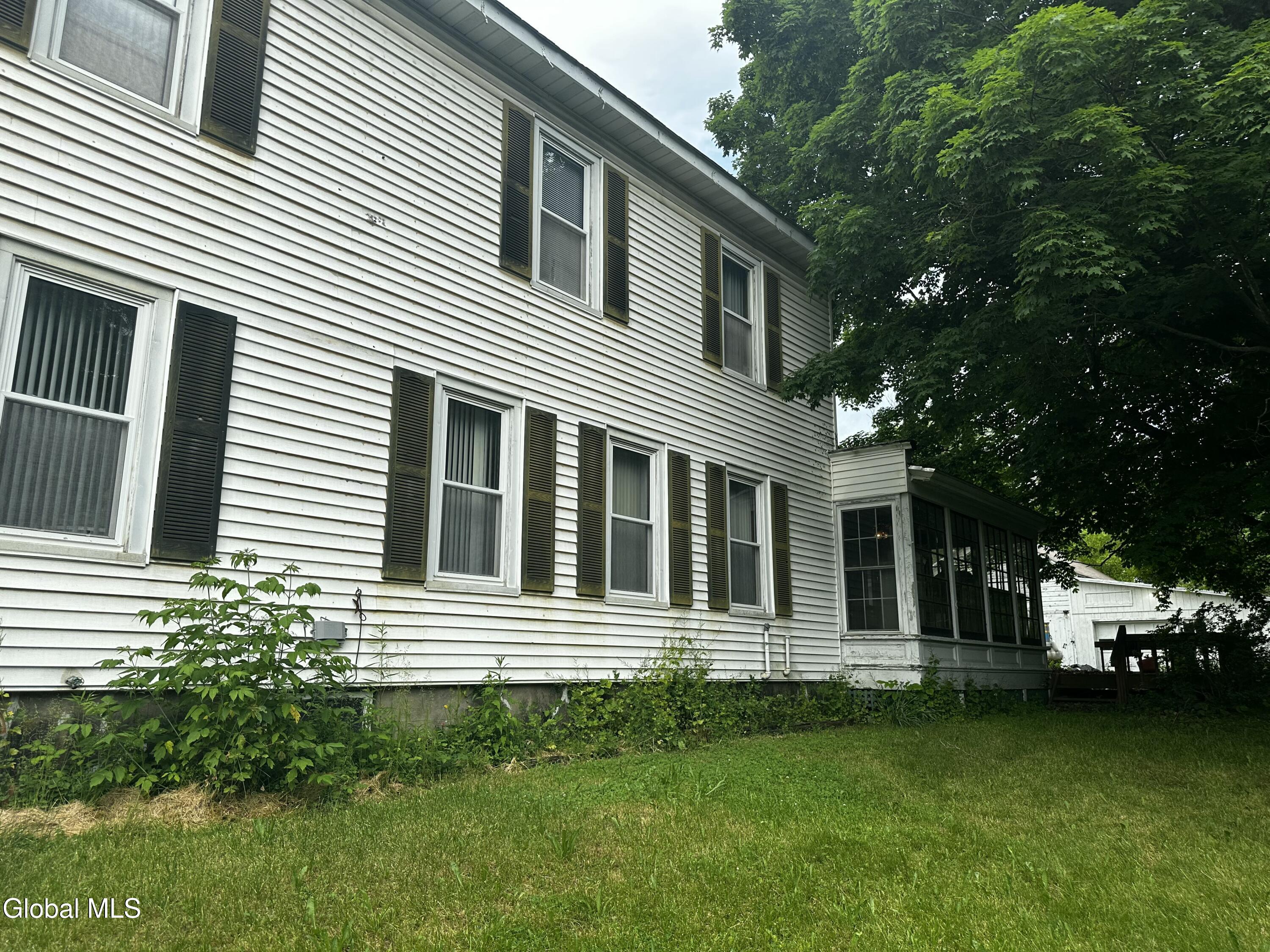 22182 Ny-22 Hoosick NY 12090
