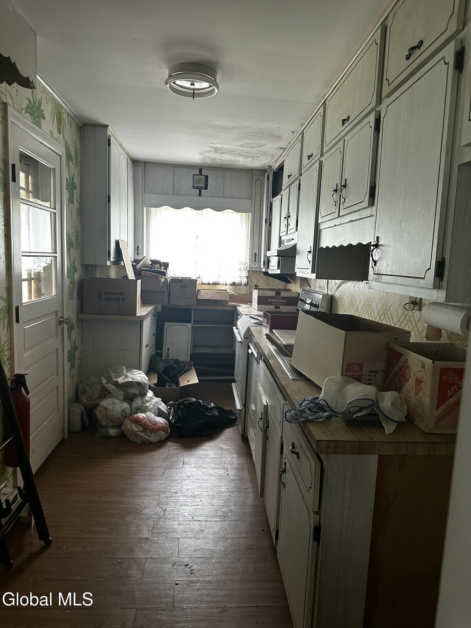 22182 Ny-22 Hoosick NY 12090