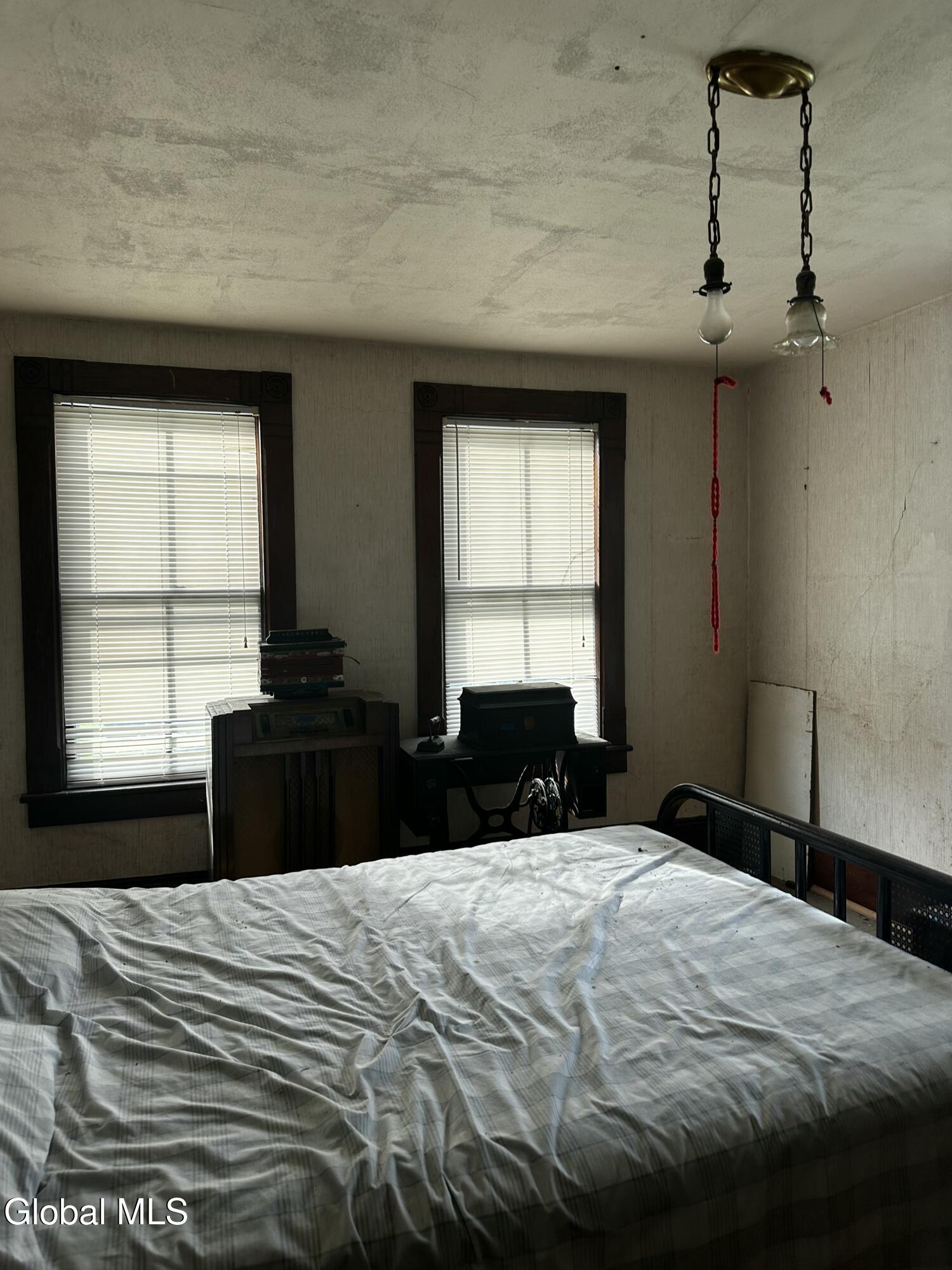 22182 Ny-22 Hoosick NY 12090