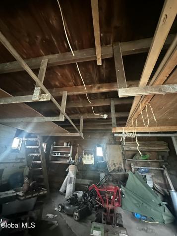 22182 Ny-22 Hoosick NY 12090