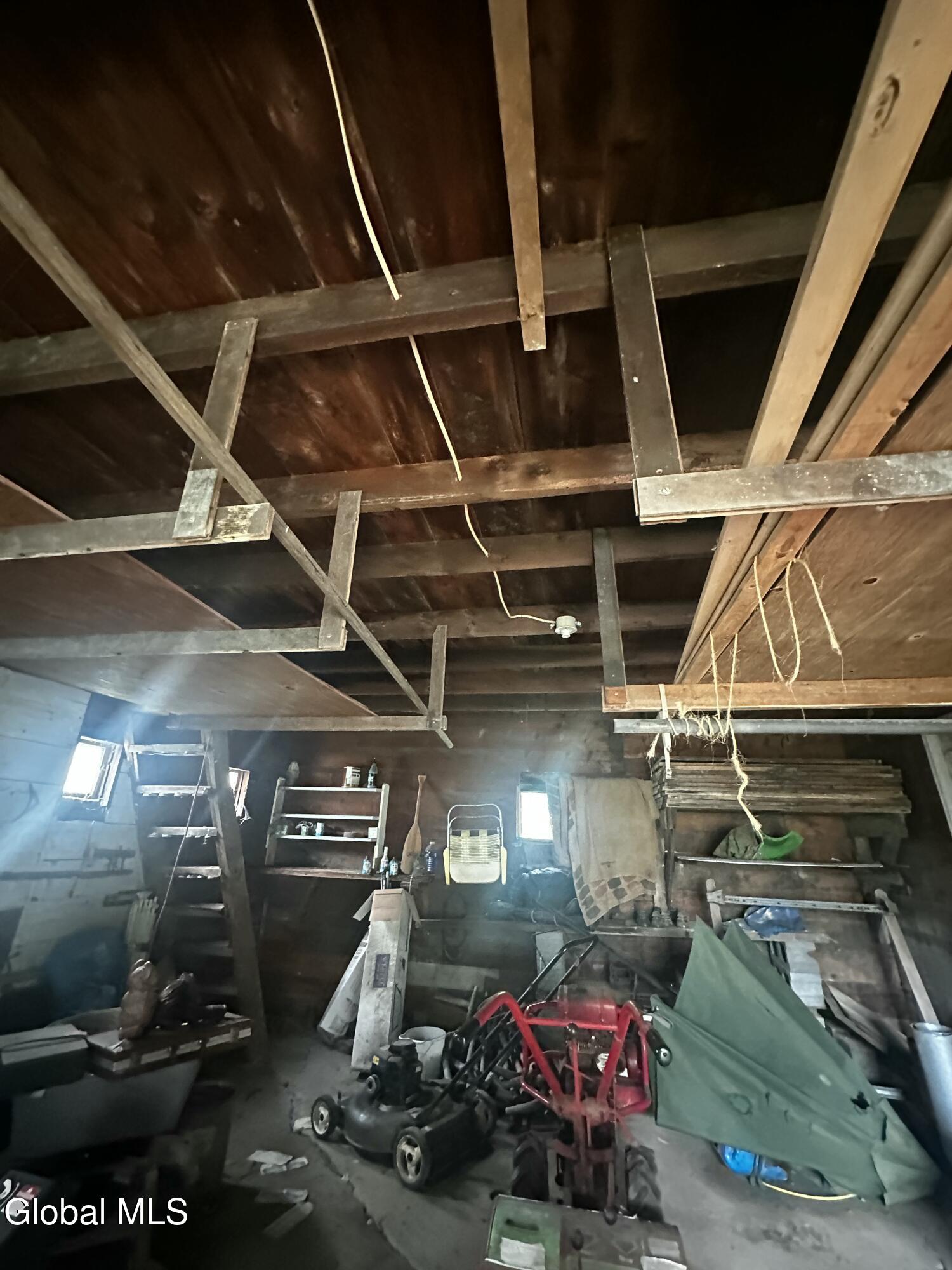 22182 Ny-22 Hoosick NY 12090