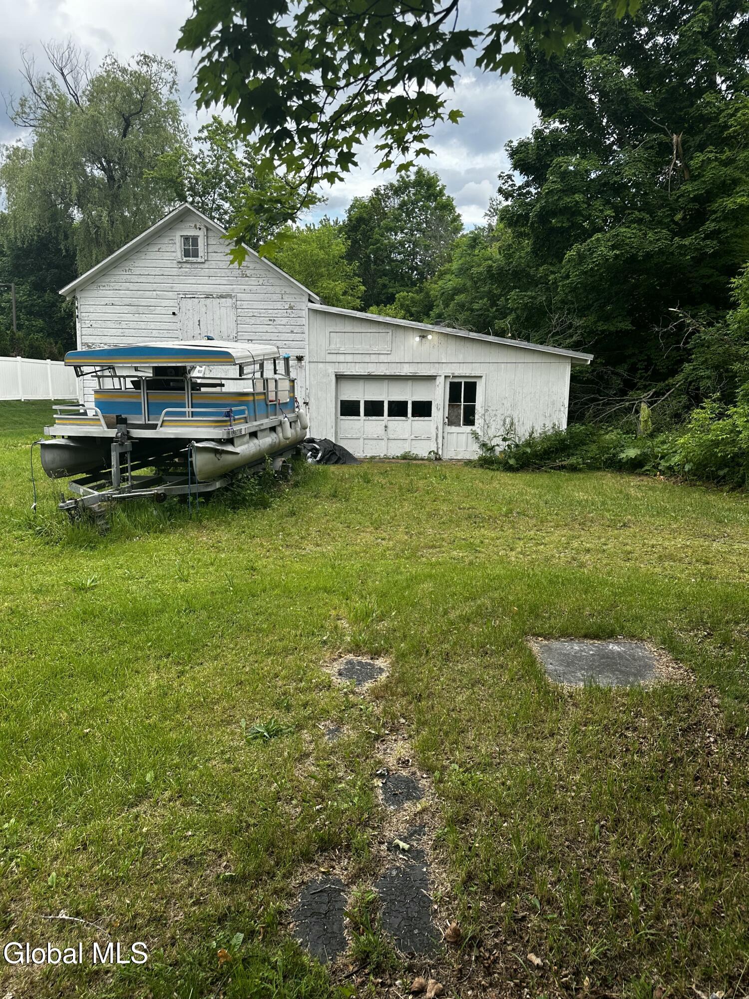 22182 Ny-22 Hoosick NY 12090