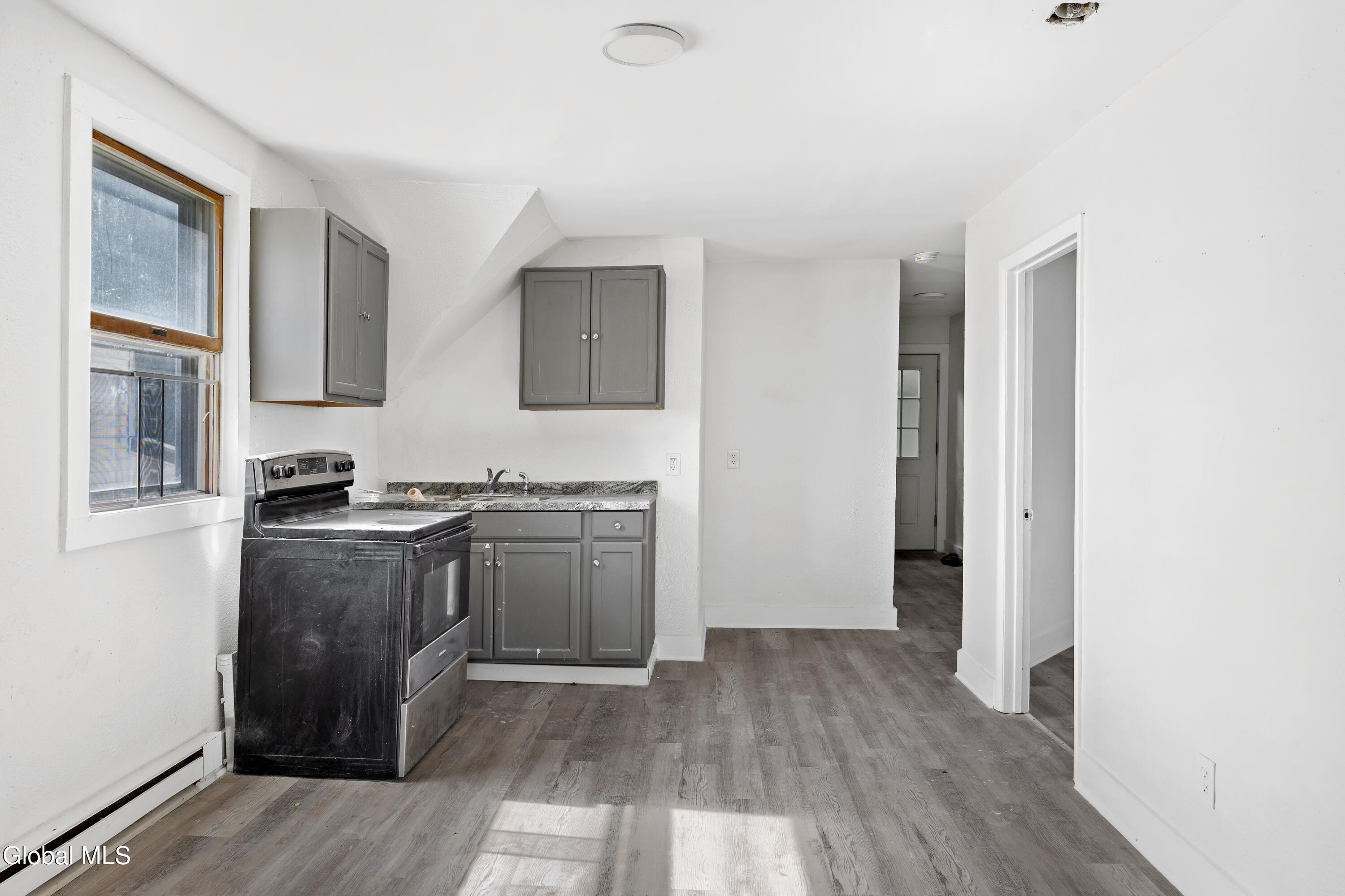 578 Crane Street Schenectady NY 12303