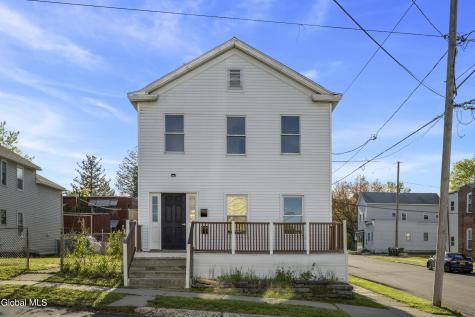 1427 4TH Avenue Watervliet NY 12189