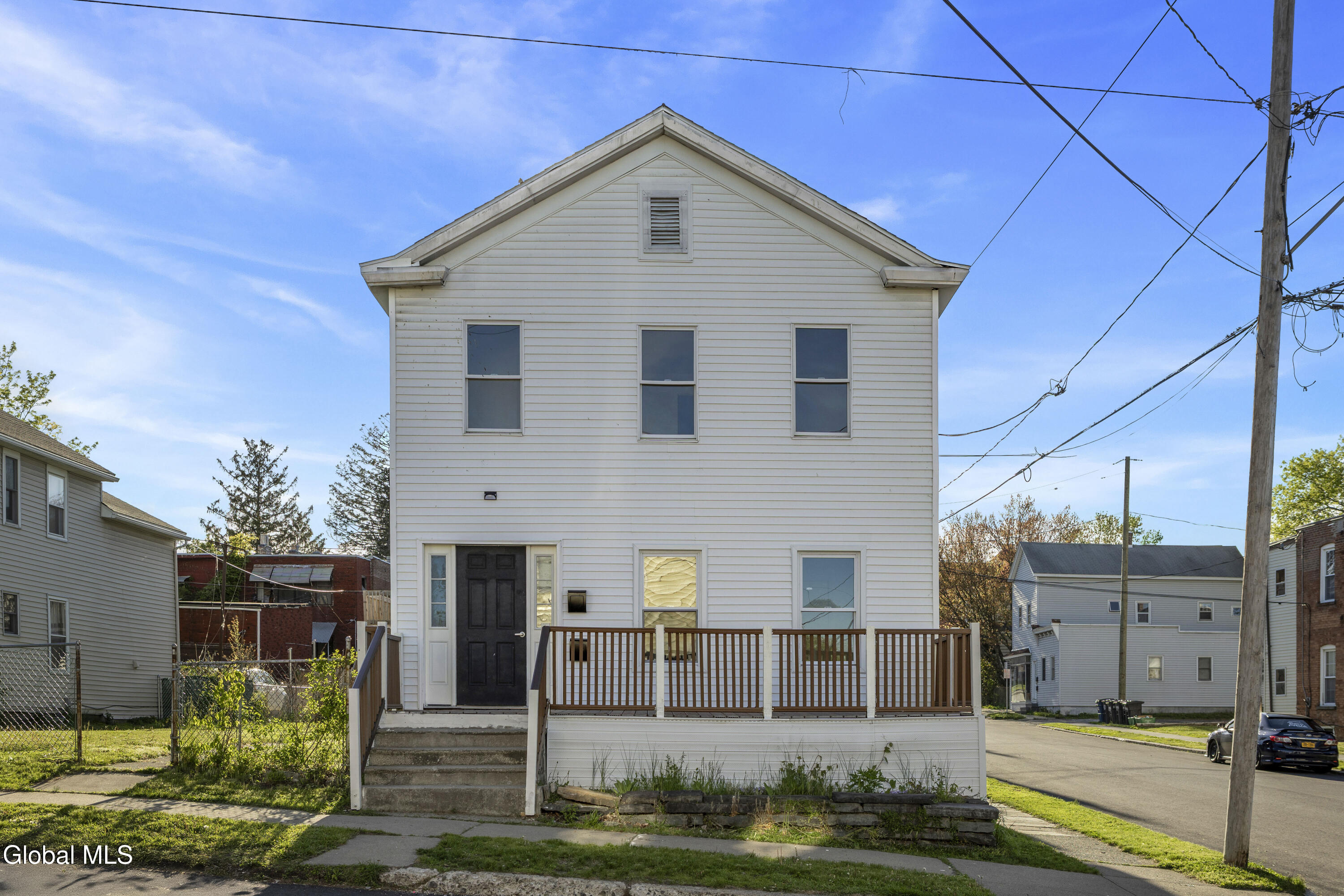 1427 4th Avenue Watervliet NY 12189