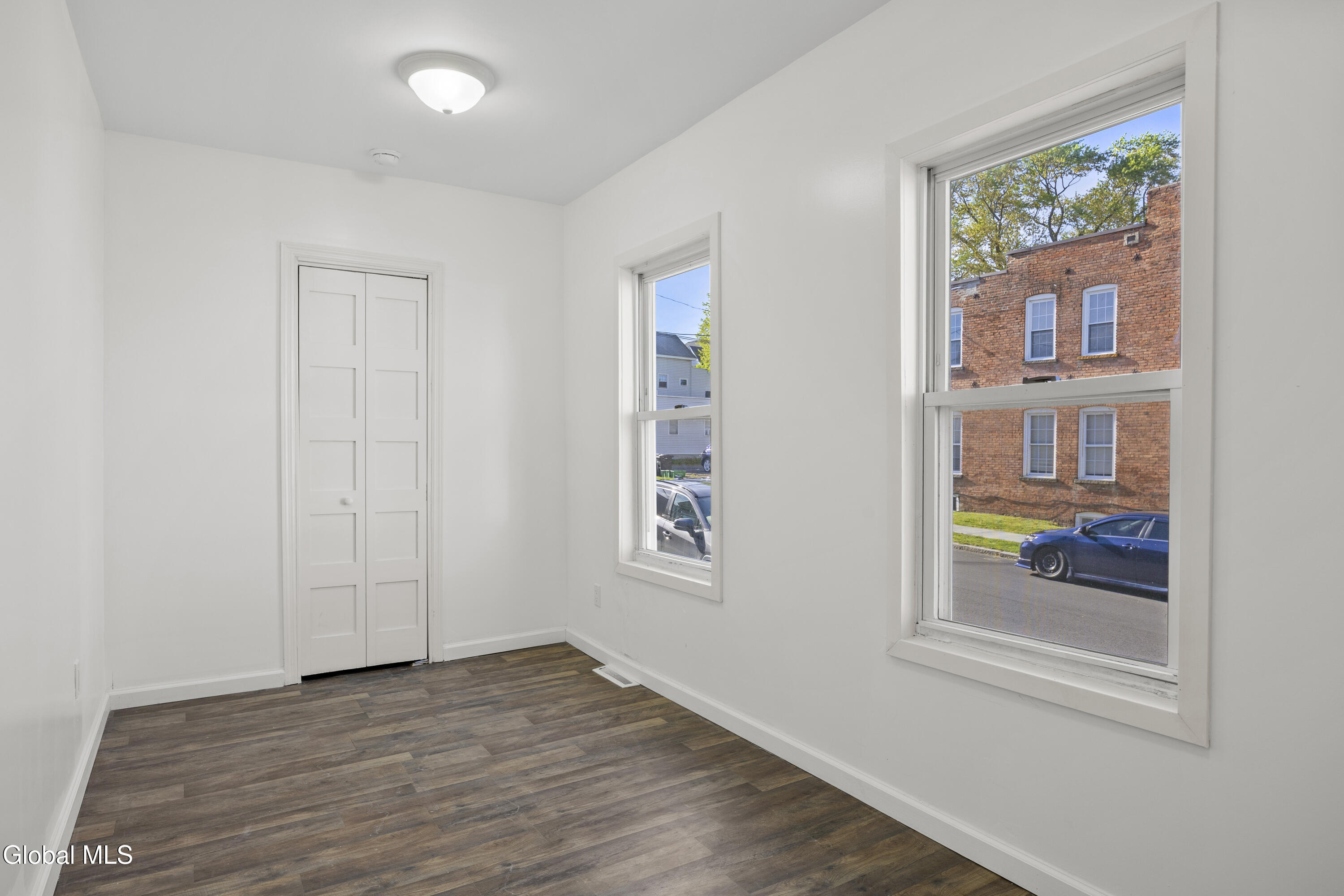 1427 4th Avenue Watervliet NY 12189