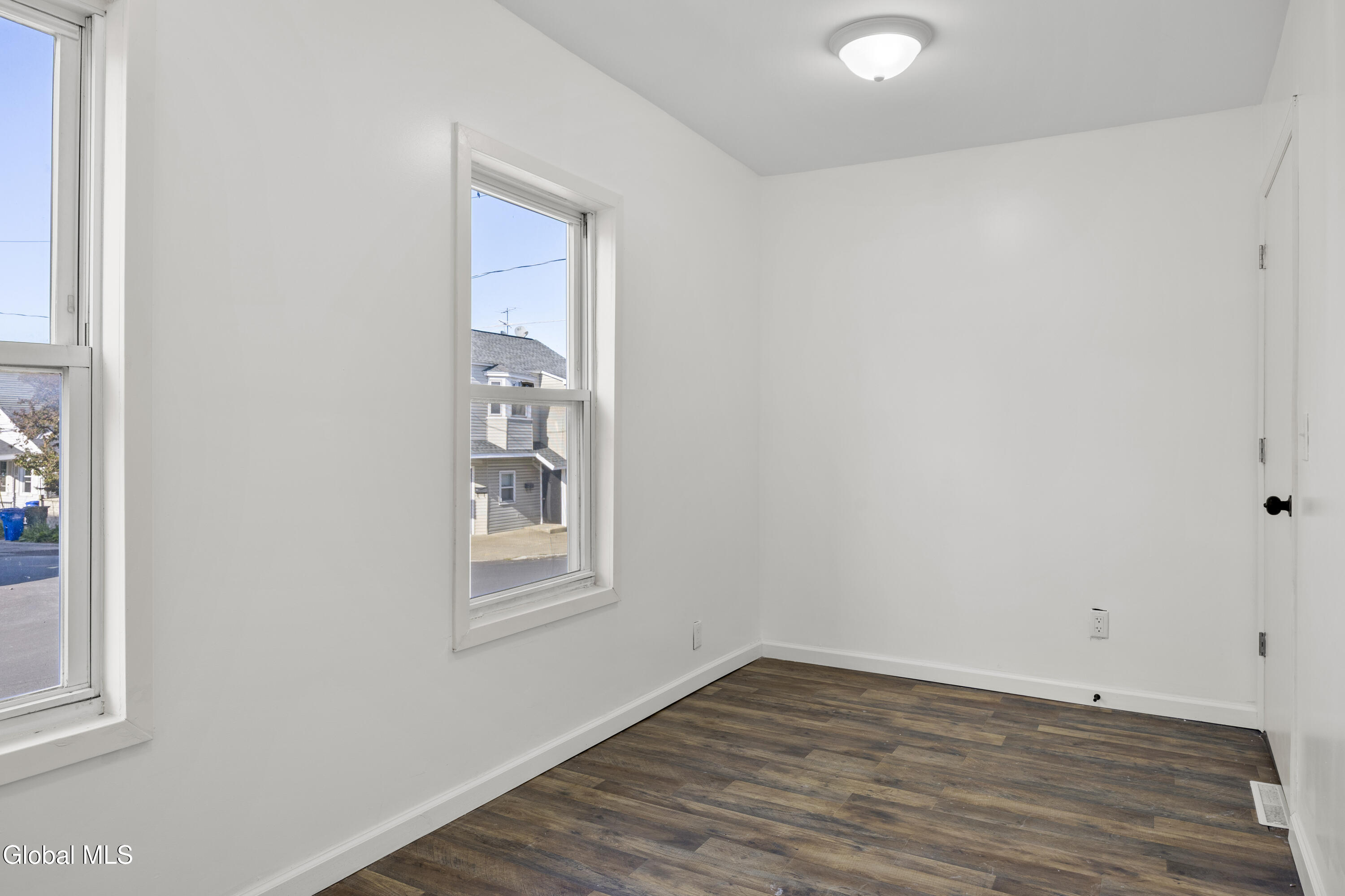 1427 4th Avenue Watervliet NY 12189