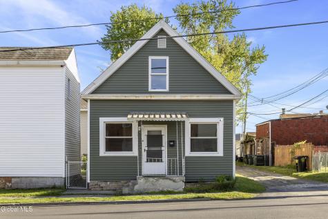 1427 4th Avenue Watervliet NY 12189