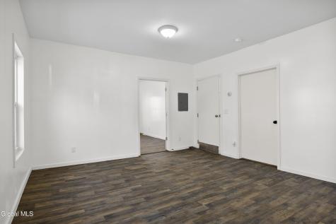 1427 4th Avenue Watervliet NY 12189