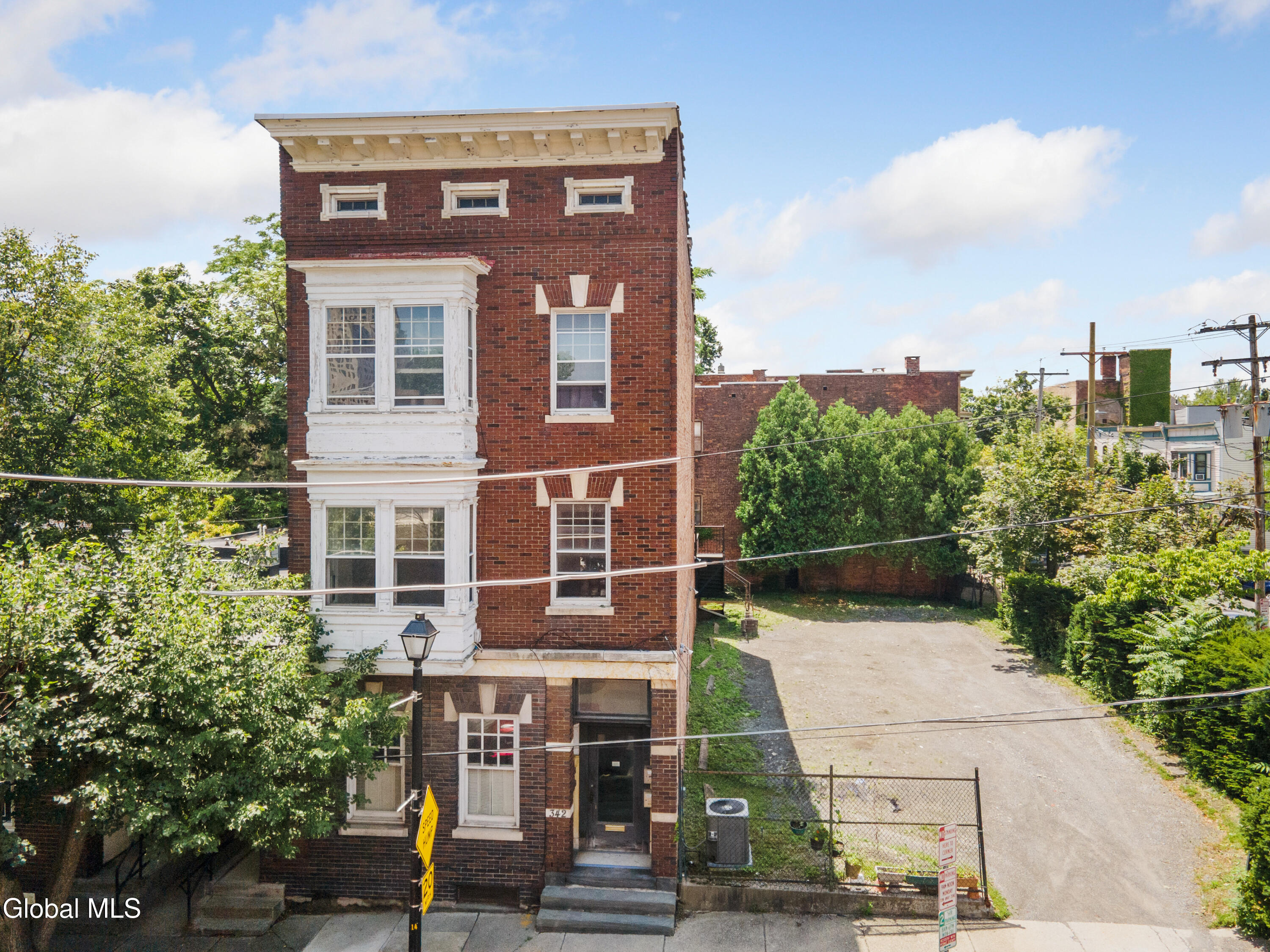 342 Hamilton Street Albany NY 12210