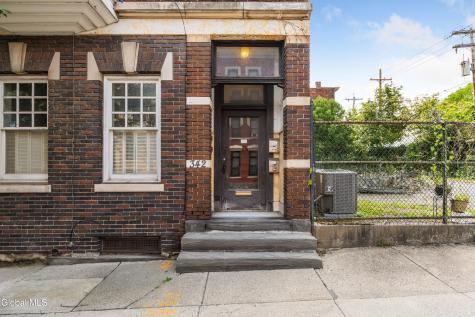 342 Hamilton Street Albany NY 12210