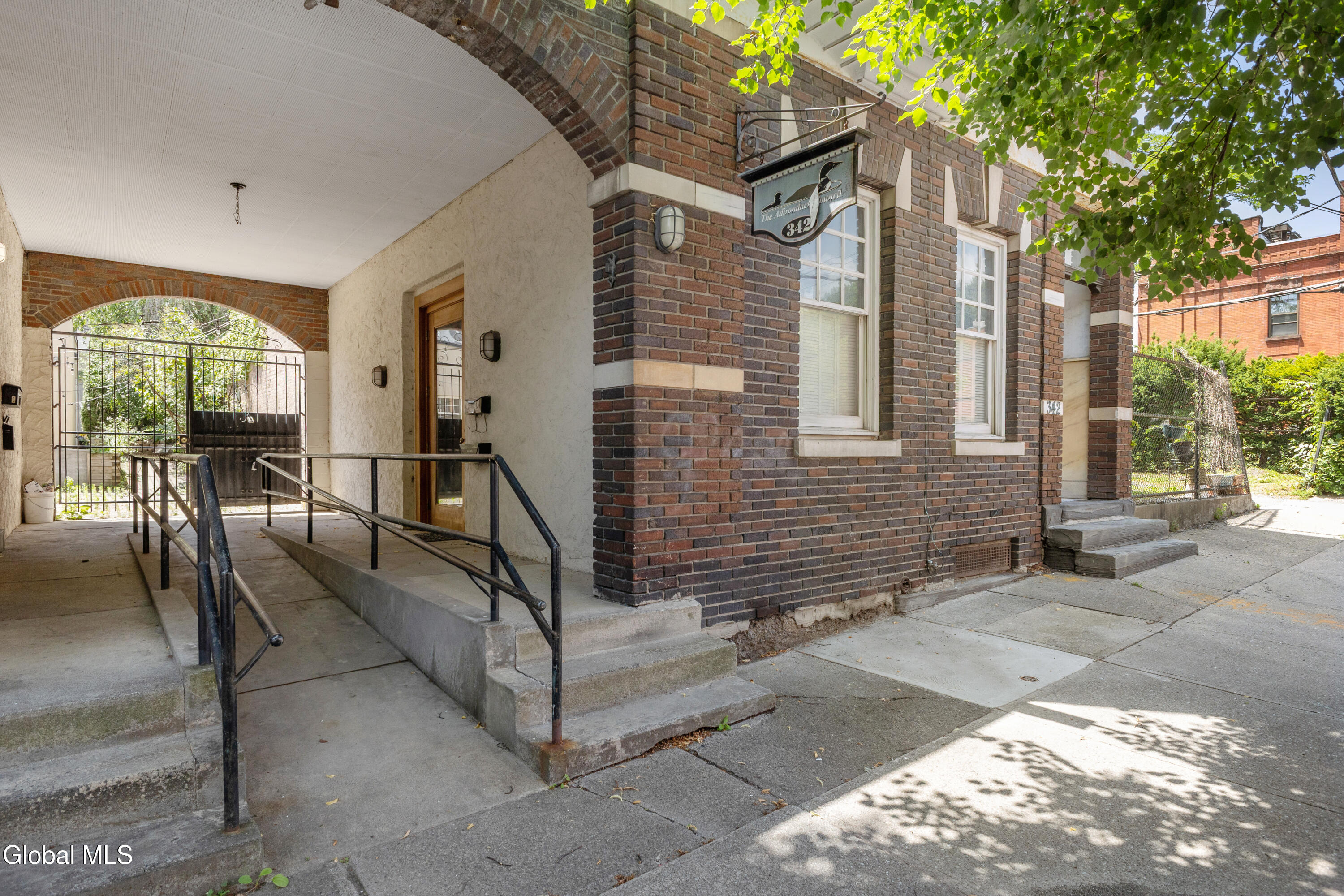 342 Hamilton Street Albany NY 12210