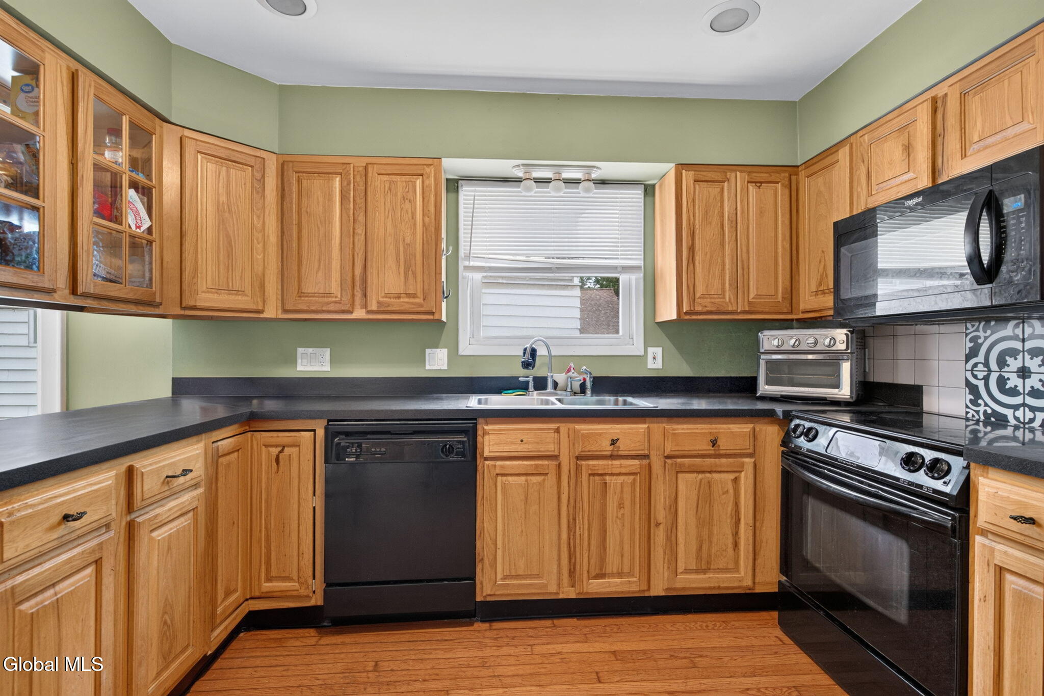 106 Clermont Street Albany NY 12203