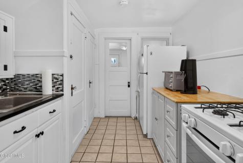 106 Clermont Street Albany NY 12203