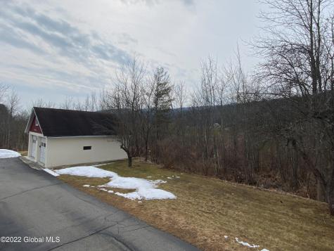 3009 State Route 9l Queensbury NY 12845