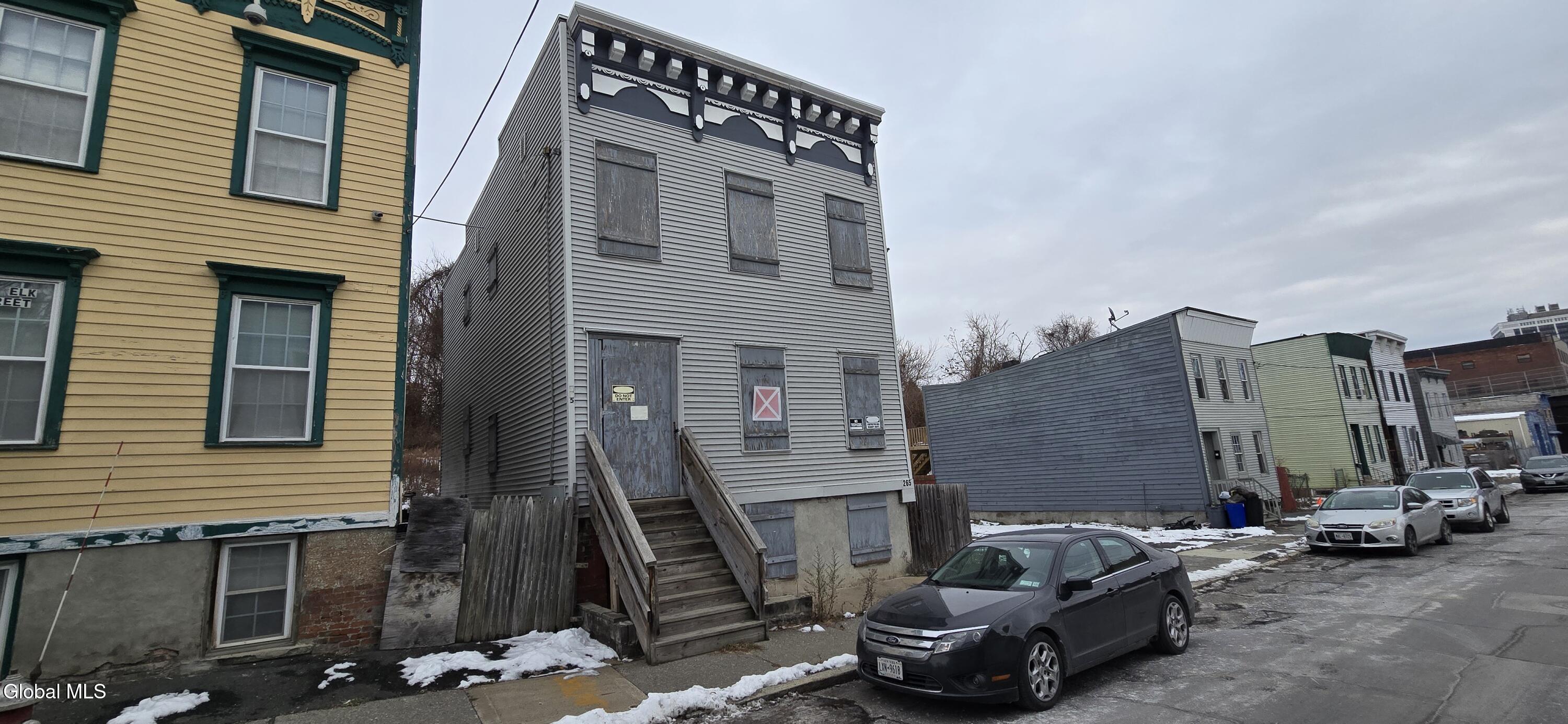 265 Elk Street Albany NY 12206