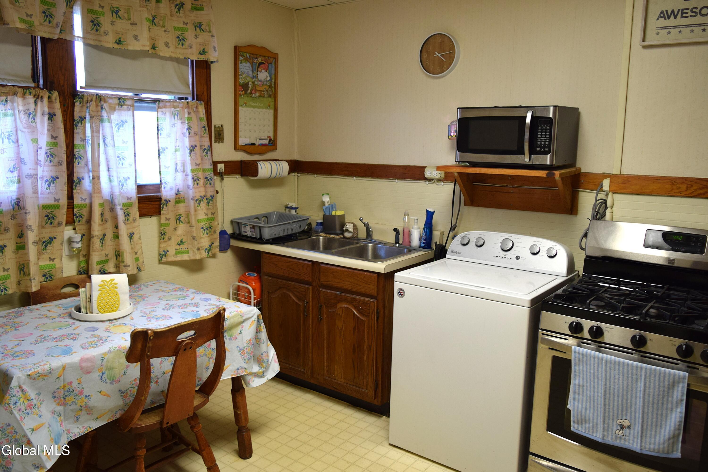 106 Continental Avenue Cohoes NY 12047