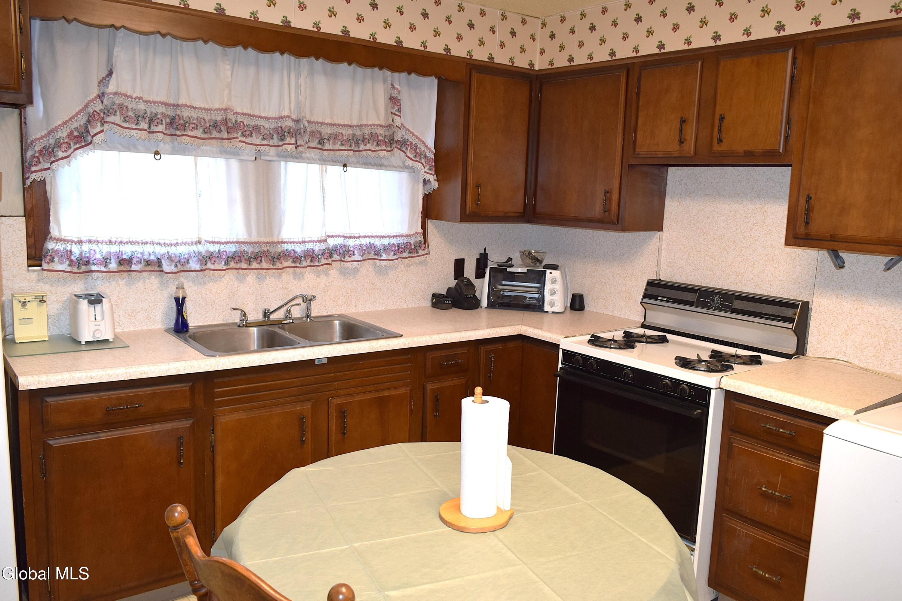 106 Continental Avenue Cohoes NY 12047