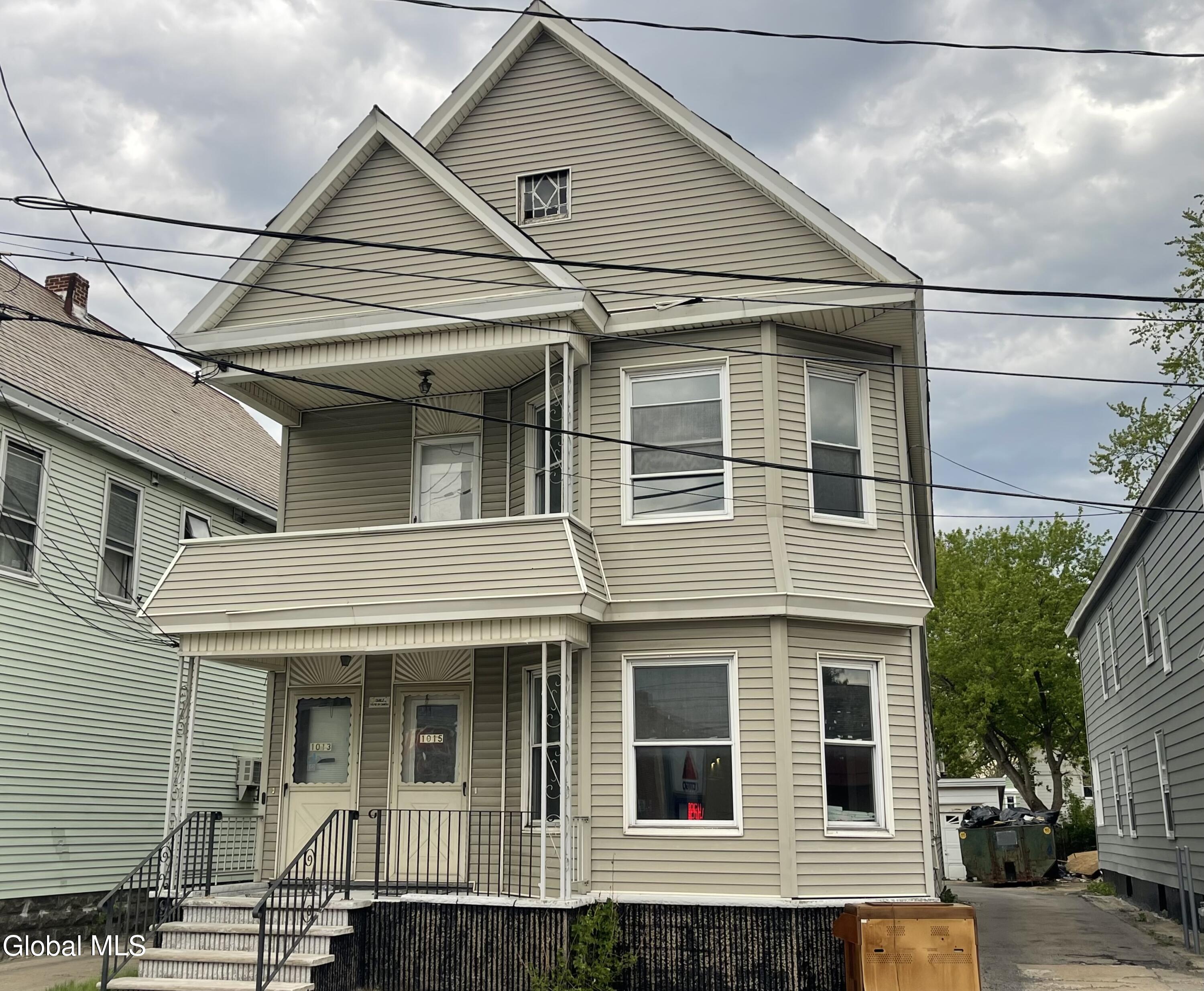 1013 Chrisler Avenue Schenectady NY 12303