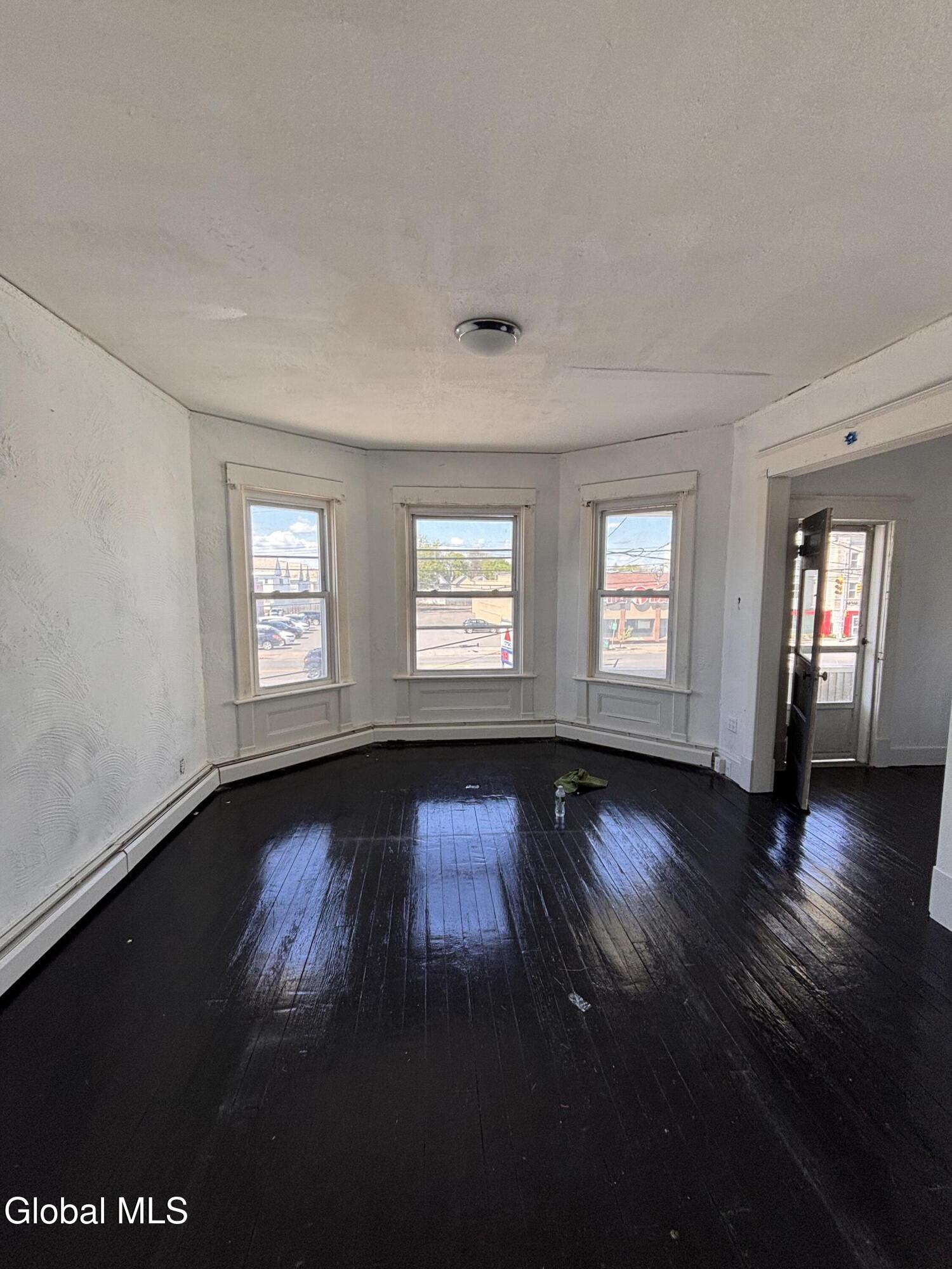 1013 Chrisler Avenue Schenectady NY 12303