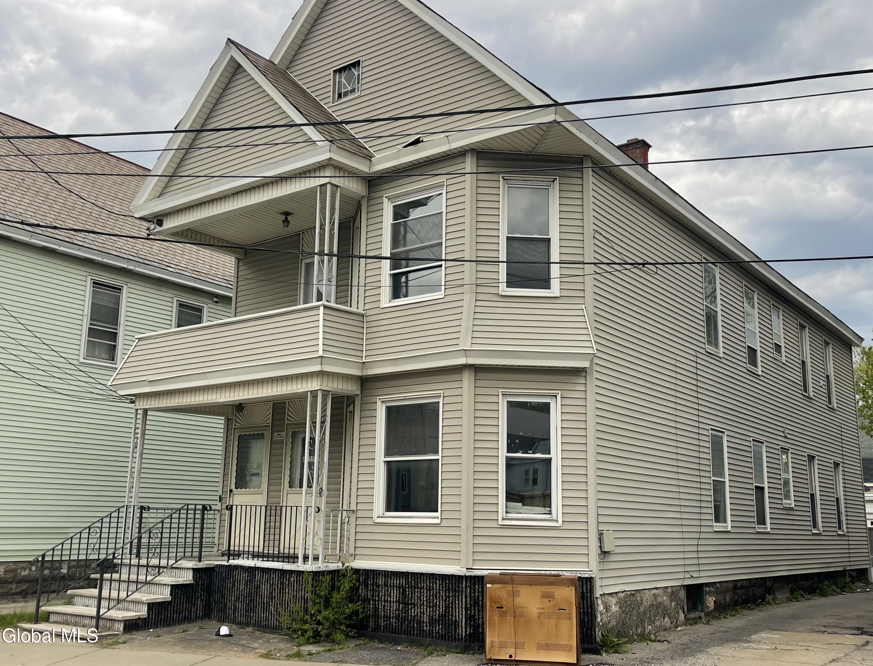 1013 Chrisler Avenue Schenectady NY 12303
